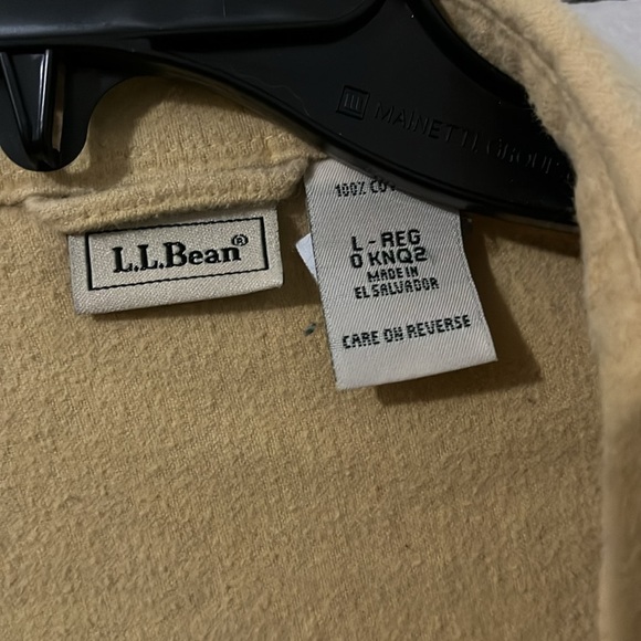 L.L. bean flannel - Picture 2 of 3
